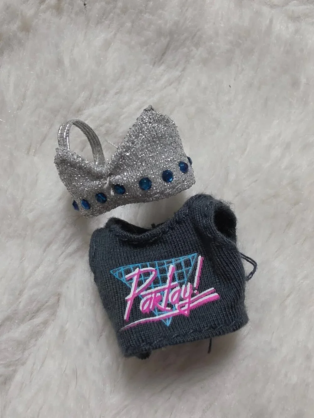 LOL Surprise OMG Miss Glam Doll Clothes 2 Tops Silver Glitter Cami & Gray Shirt